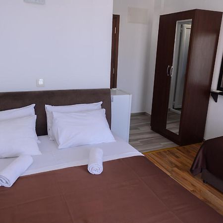Ms Hotel Dobra Voda Exterior photo