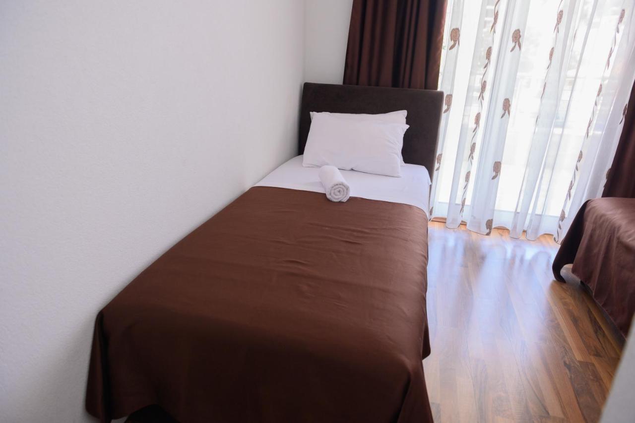 Ms Hotel Dobra Voda Exterior photo